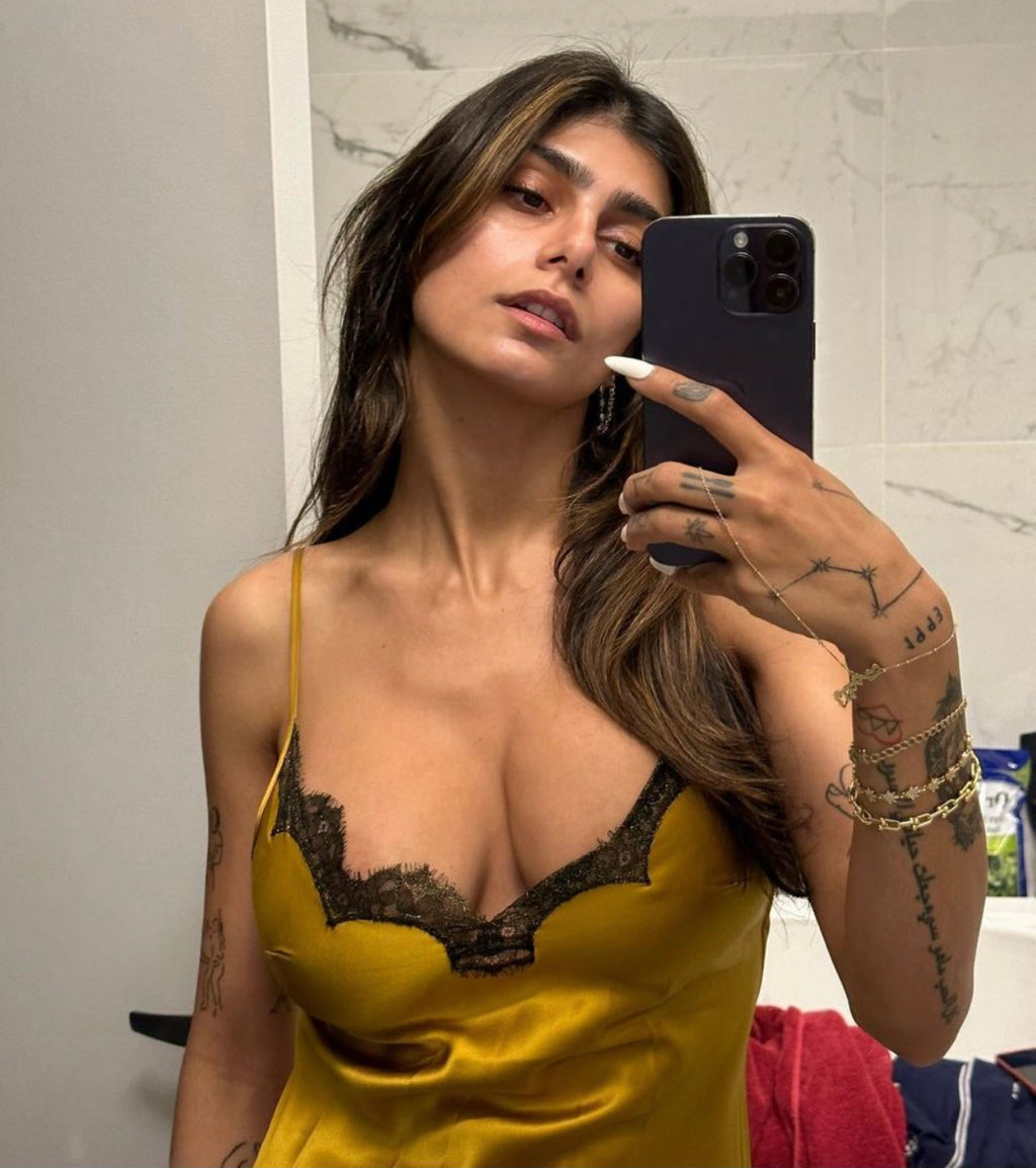 mia khalifa short dress Mia Khalifa